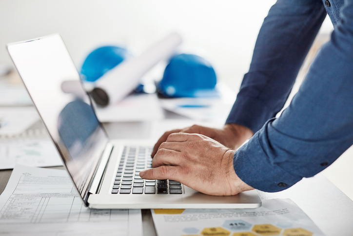 How Contractor Websites Build Trust With Potential Clients